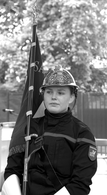 Jeune pompier volontaire