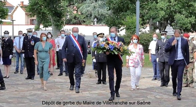 Dépôt de gerbe du maire de Villefranche-sur Saône